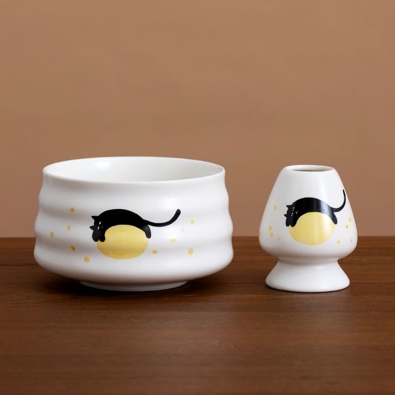 Hand-painted Black Playful Cat Matcha Bowl and Chasen Holder With Bamboo Whisk Bamboo Scoop