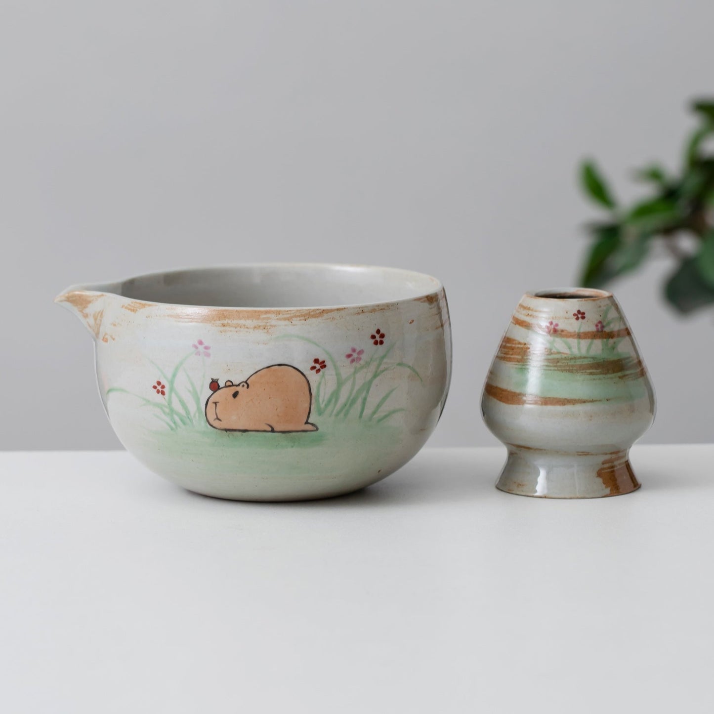 Hand painted Cute Capybara Matcha Gift Set Matcha Bowl with Bamboo Whisk and Chasen Holder Tea Ceremony Set