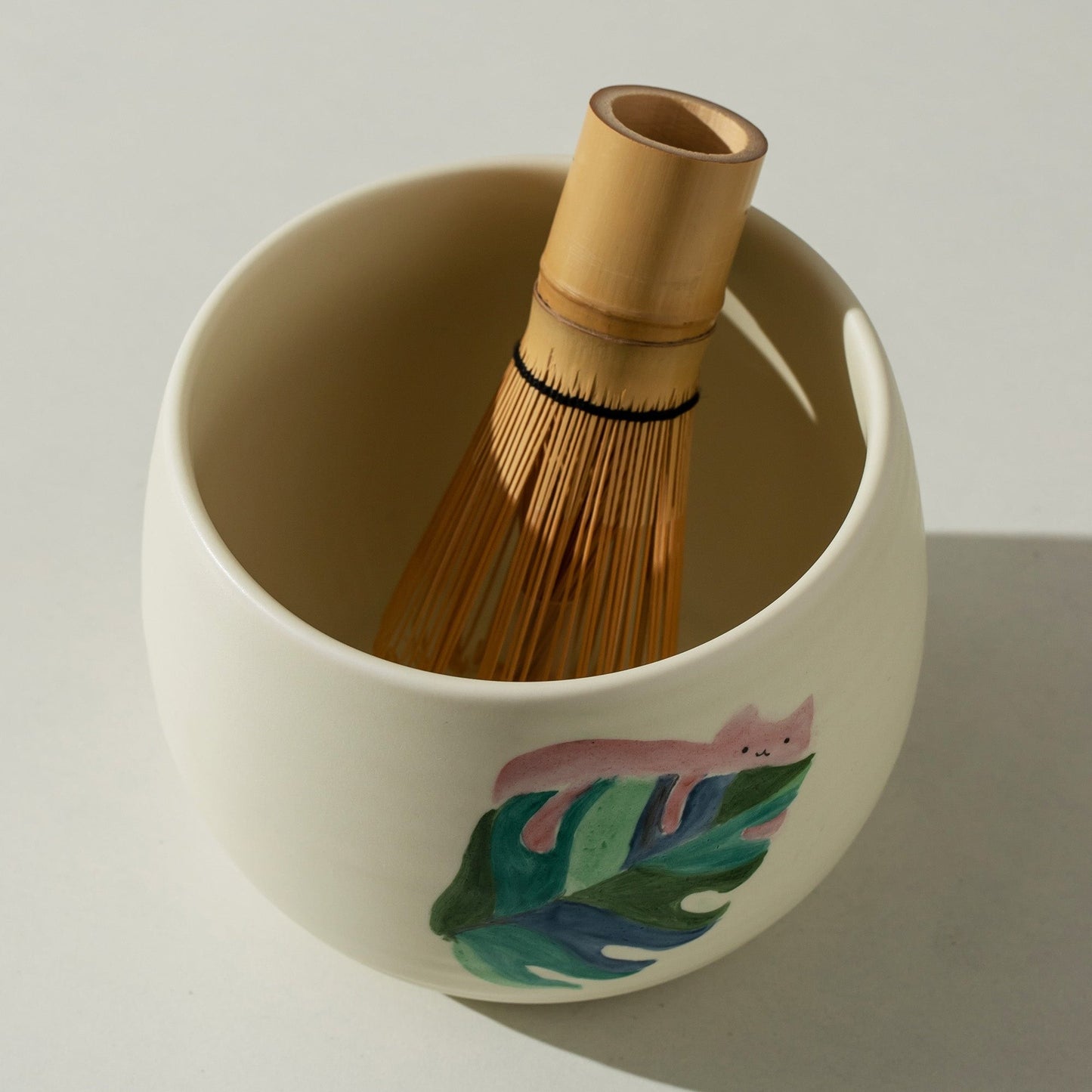 Hand Painted Palm Leaf with Cat Matcha Set of 4 Matcha Bowl 600ml with Chasen Holder Matcha Gift Set