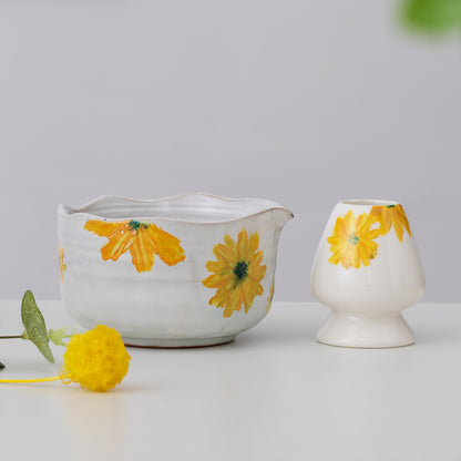 Handmade Yellow Daisy White Matcha Bowl Set of 4, Matcha Gift Set, Matcha Tea Ceremony Set