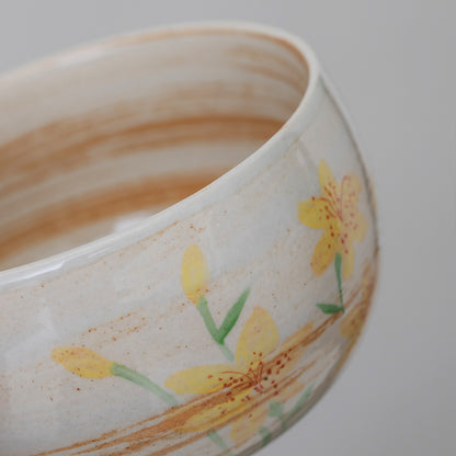 Hand Painted Yellow Lily Flower Matcha Bowl Set with Spout, Matcha Gift Set, Gift for Mother, Gift For Her